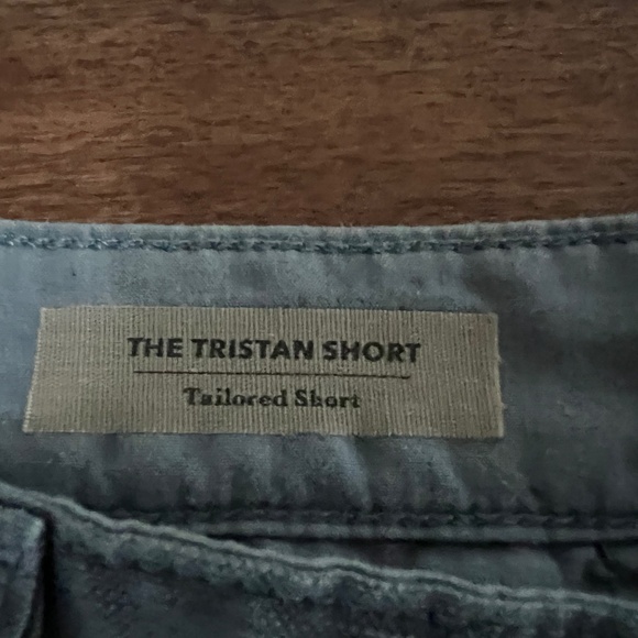 Adriano Goldschmied AG "The Tristan" Gray Straight Tailored Shorts Size 28R - Picture 7 of 8
